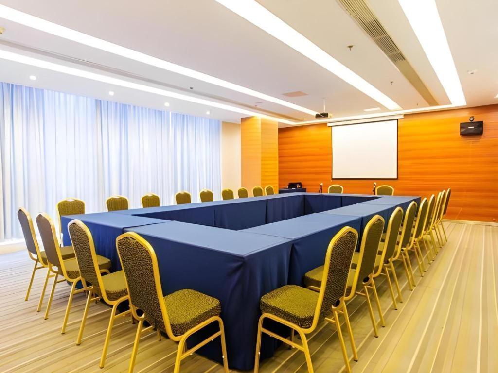 Jinjiang Metropolo Hotel - Taizhou Wanda Plaza Екстериор снимка